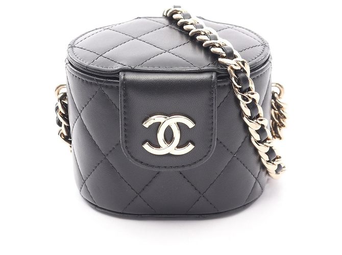 Bolsa de Ombro Chanel Matelassé Mini Vanity Preto