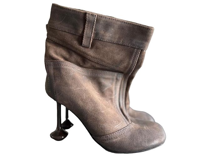 Loewe Toy Bottines en daim marron