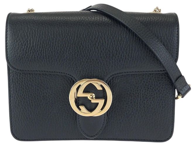 Bolsa de ombro Gucci em couro com corrente Interlocking G Preto