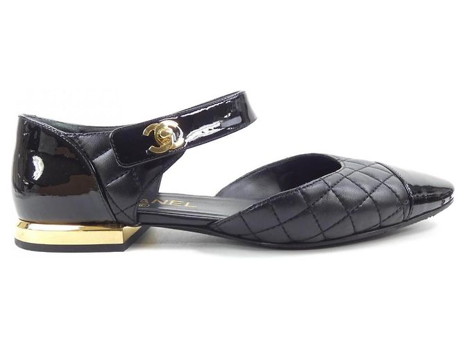Chaussures plates Chanel Noir