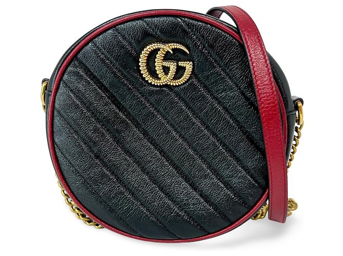 Gucci GG Marmont Round Matelasse Leather medium
