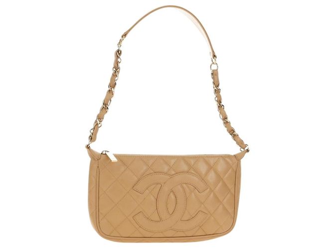 CHANEL Bolsa de Ombro com Corrente em Pele de Caviar Bege Ouro CC Auth ka4405V