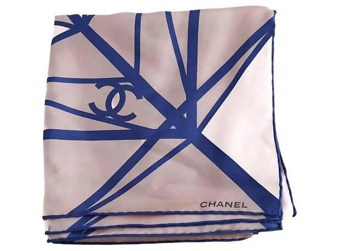 Chanel Carré beige