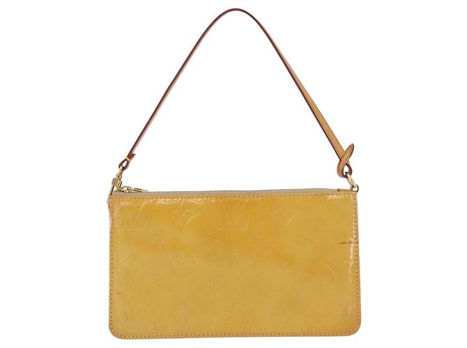 Louis Vuitton Lexington Pochette Monogram Vernis Bege
