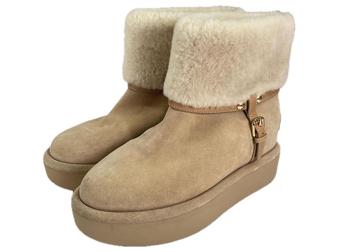 Botines cortos de mouton Louis Vuitton Beige