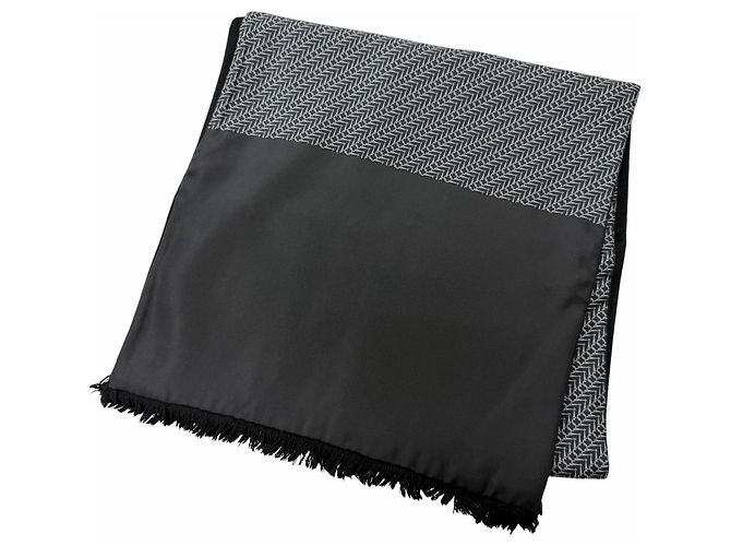 Hermès Sciarpa con frange in seta e angora HERMES Marrone Nero 