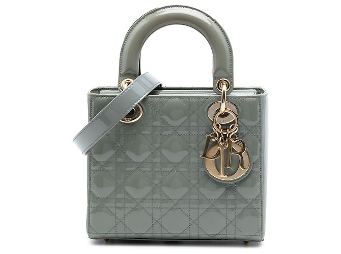 Lady Dior Cannage en cuir verni gris Small