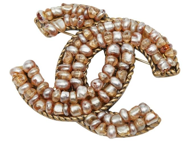 Broche Chanel Dorada Dorado