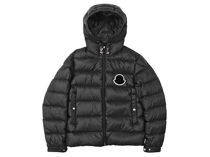 Moncler SASSIERE DOUDOUNE LEGER Nylon Down Jacket Nero