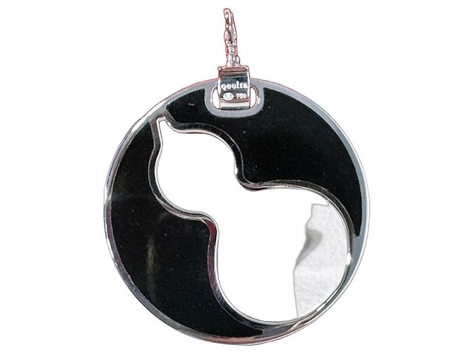 Autre Marque Colar com Pingente Qeelin Retro Pattern em Ouro Branco e Ágata Preta Preto