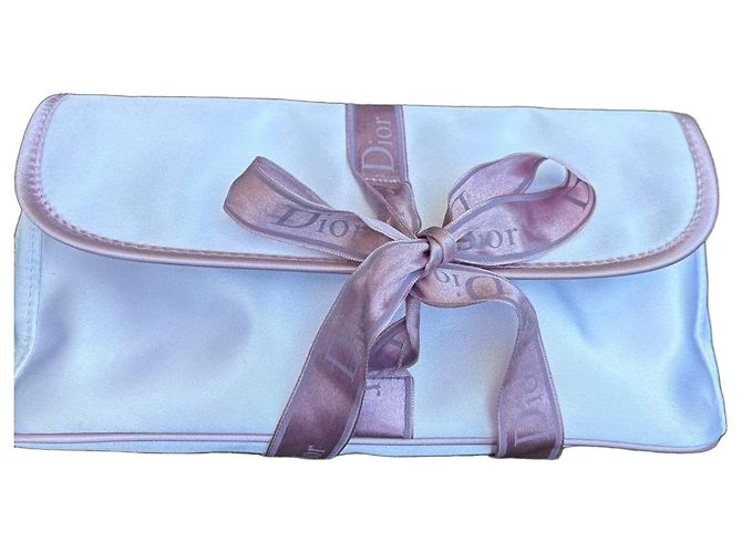 Dior Necessaire de Toilette em Cetim Branco