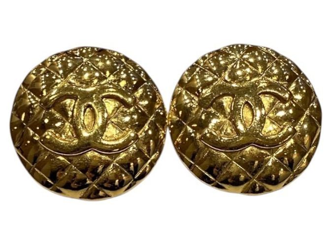 Orecchini a clip Chanel Matelassé Coco Mark Gold D'oro