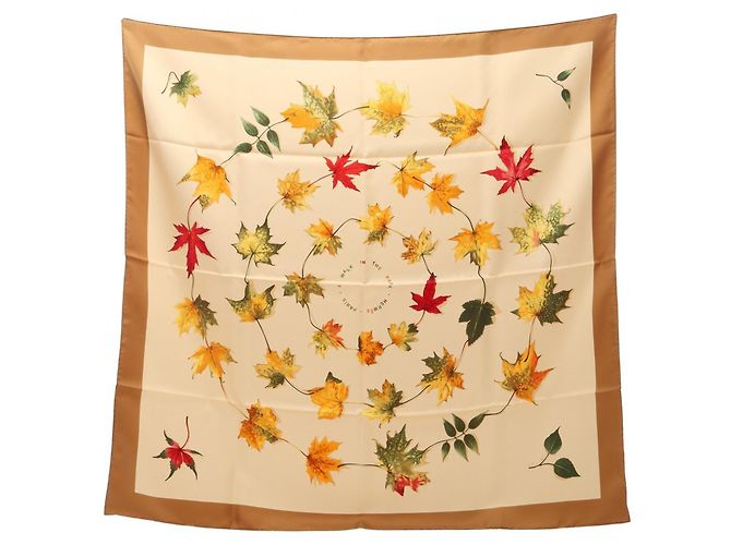 Hermès Sciarpa Hermes Carre 90 A Walk in the Park Multicolore Beige