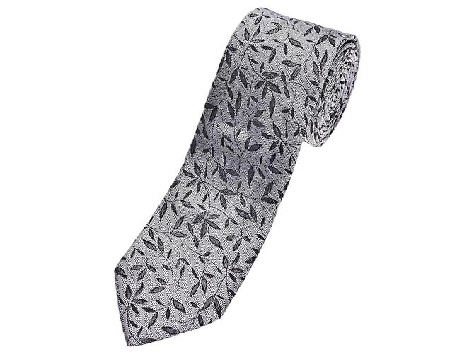 Dolce & Gabbana Grey Silk Leaf Pattern Tie Black