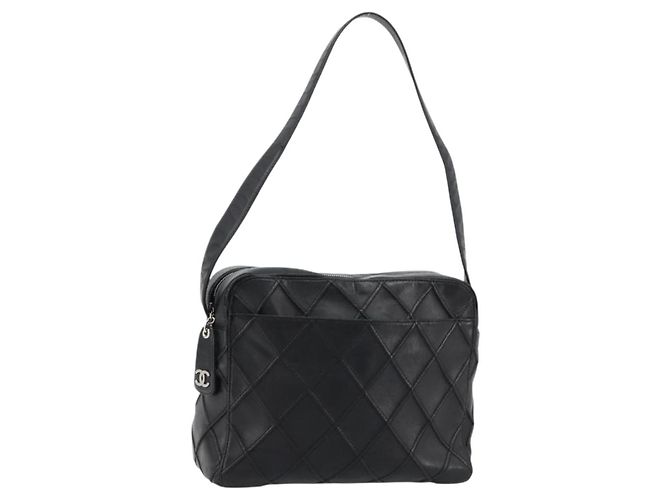 CHANEL Bicolore Shoulder Bag Leather Black Silver CC Auth ka4426 Silvery