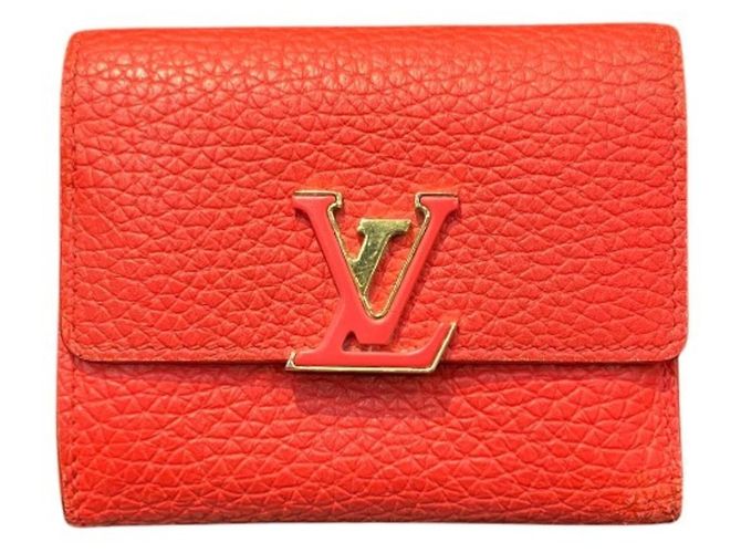 Cartera Louis Vuitton Taurillon Capucines XS Plegable
