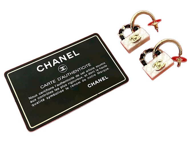 Orecchini con motivo Chanel Matelasse Bag D'oro