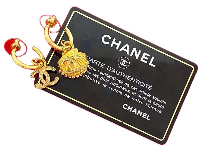 Chanel Coco Mark Shell Ohrringe Golden 