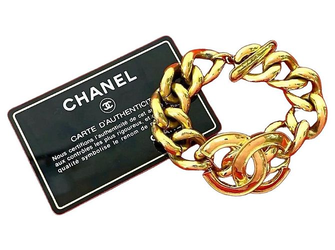 Chanel Coco Mark Armband Golden