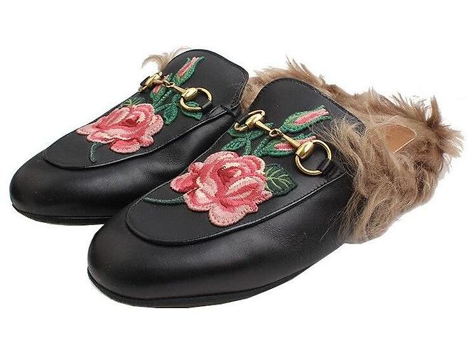Gucci Mocasines de cuero bordados Negro