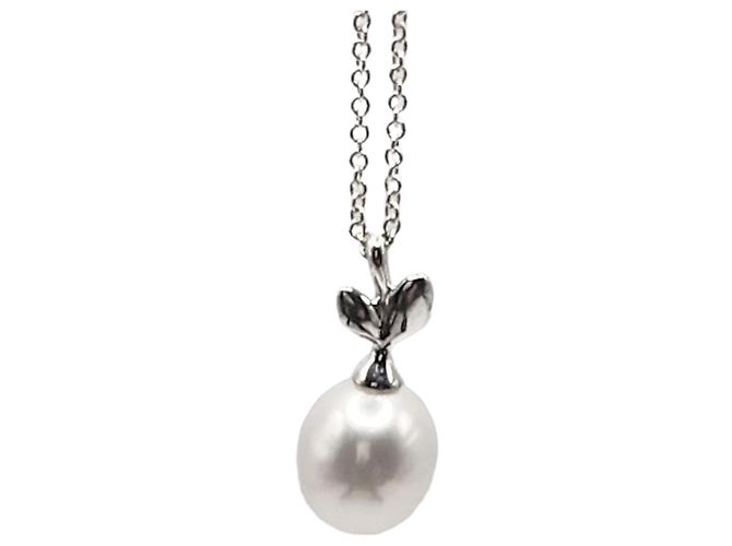Tiffany & Co Collier pendentif feuille d'olivier perle (Perle d'eau douce argentée)