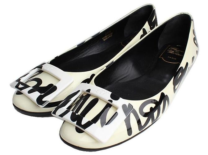 Roger Vivier Graffiti Flat Shoes White