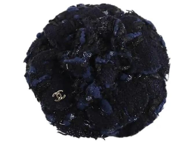 Chanel Spilla blu navy