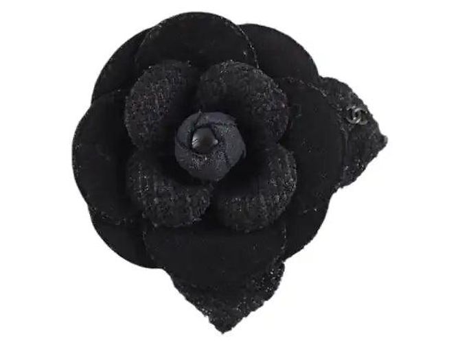 Chanel Spilla nera Nero 