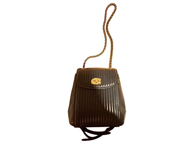 Bolsa Coach Parker em couro acolchoado Preto