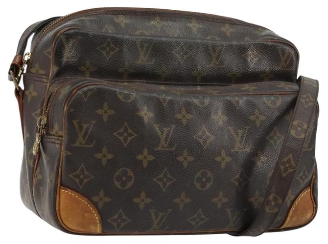 LOUIS VUITTON Bolsa de Ombro Monogram Nile M45244 LV Auth 180701 Monograma