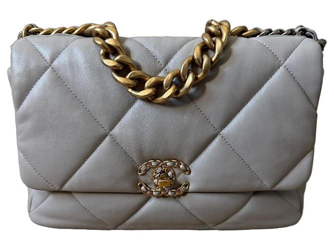 Chanel 19 Große Handtasche Perlgrau Leder