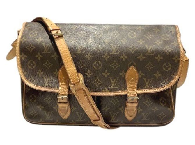 Sac à main Louis Vuitton Monogram Gibeciere GM Marron