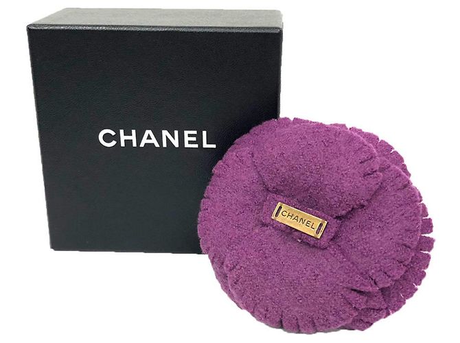Chanel Camellia Brosche Lila