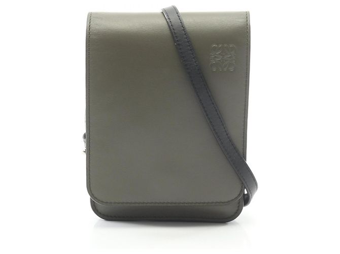 Borsa a tracolla piatta con soffietto Loewe Nero Cachi