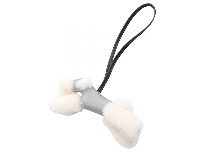 Hermès Charm Buddy Hermes em Cinza, Preto e Branco Marrom