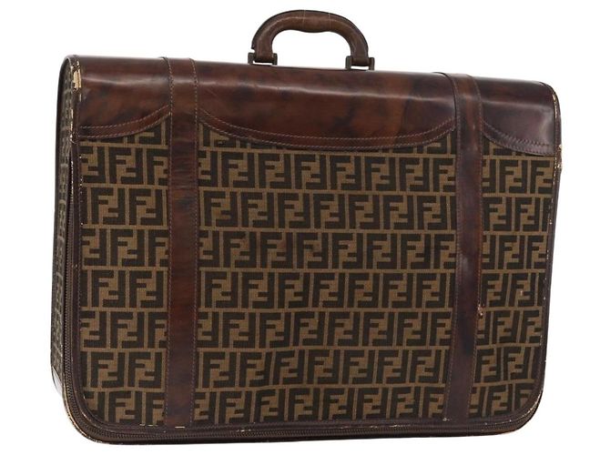 FENDI Zucca Canvas Trunk Black Brown Auth ti3936A Marron Noir