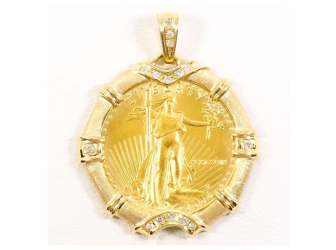 Autre Marque Pendente in oro giallo con diamante D'oro