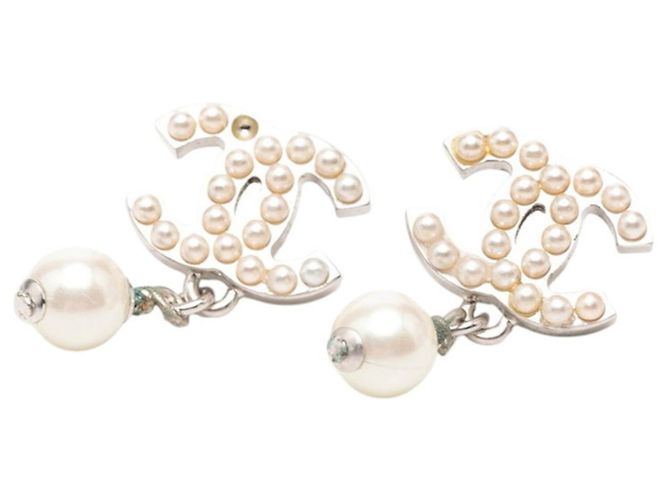 Pendientes Swing Chanel Coco Mark en metal plateado Plata