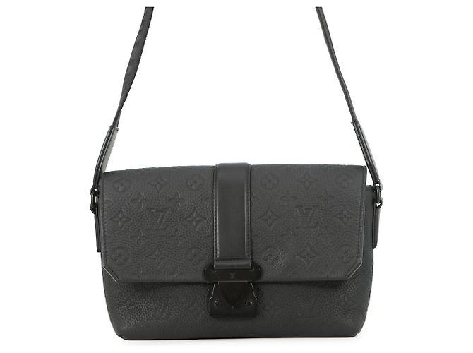 Borsa a tracolla Louis Vuitton Monogram Taurillon S Cape Nero