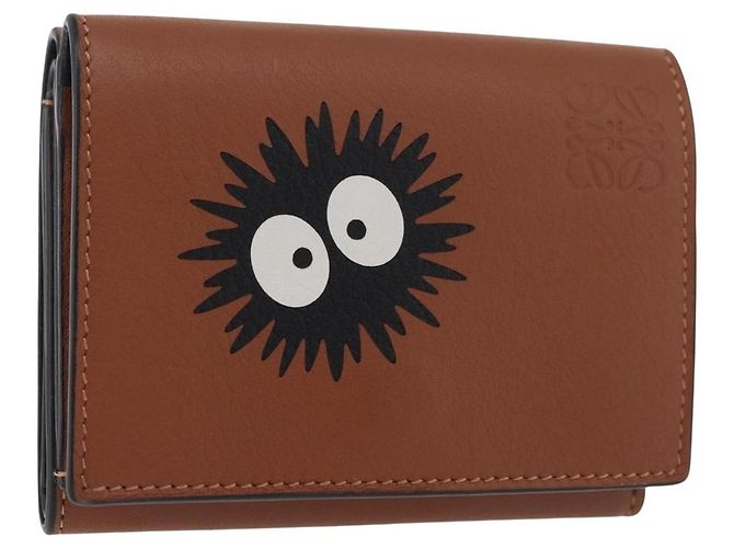 Portefeuille compact LOEWE Studio Ghibli Collaboration en cuir marron Auth 182792SM Argenté