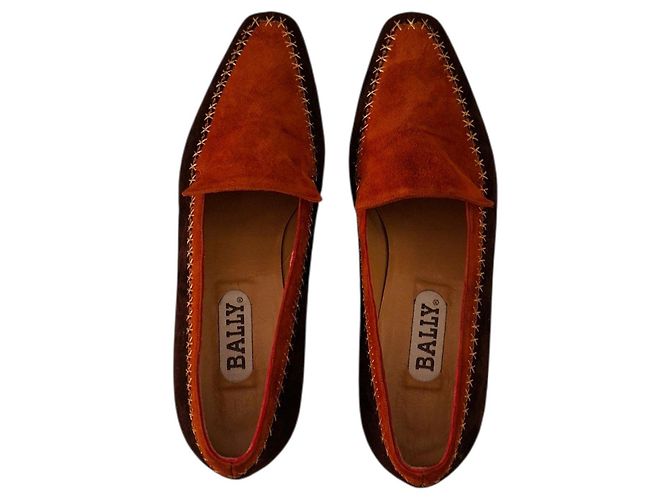 Mocassins Bally en daim marron et orange