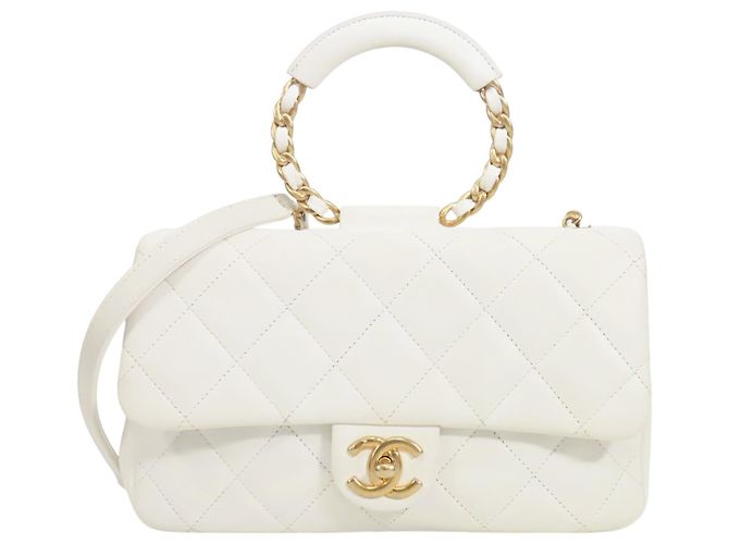 Chanel White Medium Lambskin In The Loop Flap Weiß