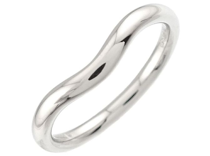 Anillo de banda curva Tiffany & Co. en platino