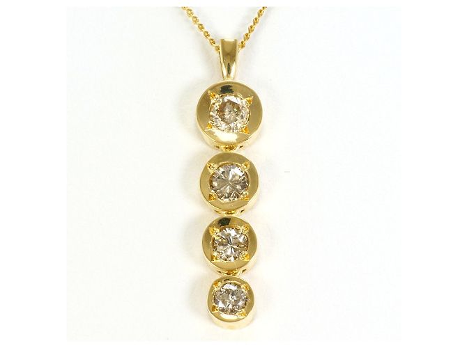 Autre Marque 18K Gelbgoldhalskette mit Diamant Golden
