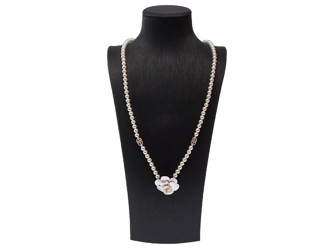 Bijoux CHANEL Camelia en Perle Blanc - 103518