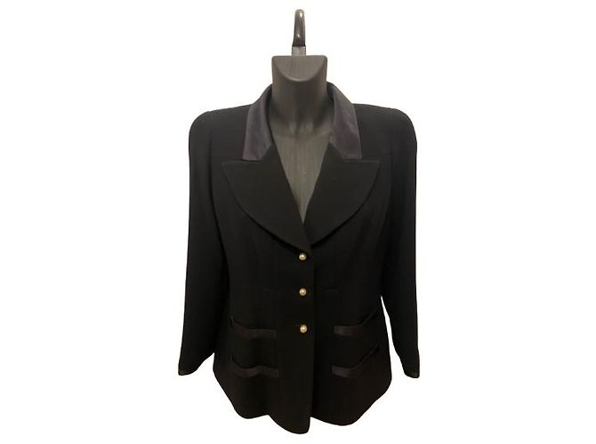 Timeless Blazer blu navy Chanel con bottoni di perle FW1997