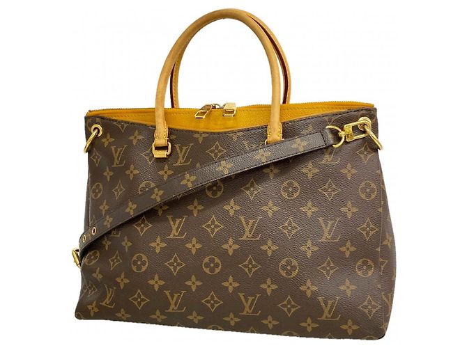 Borsa 2-Way Monogram Pallas di Louis Vuitton D'oro