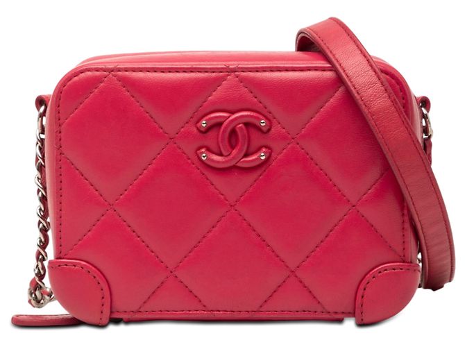 Camera Bolsa de câmera Chanel Pink Mini Quilted Lambskin Covered CC Rosa