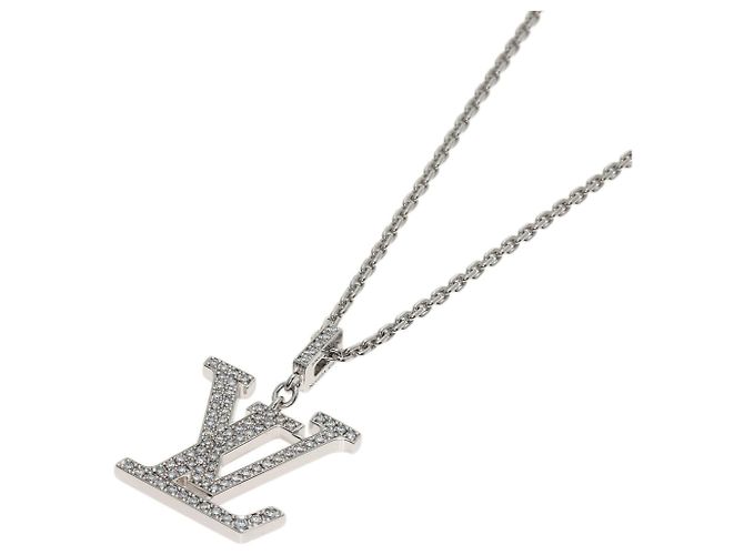Colar com pingente Louis Vuitton de diamantes em ouro branco 18K