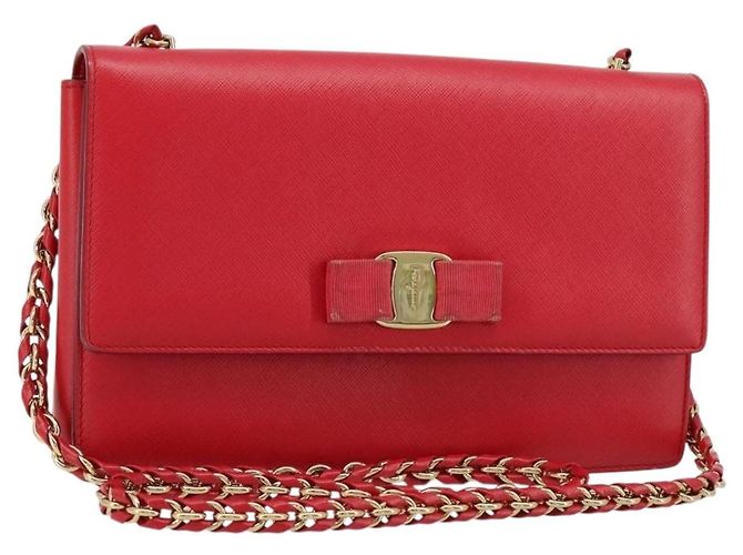 Borsa a Spalla Salvatore Ferragamo Vala Chain in Pelle Rossa e Oro Auth ka4496 Rosso D'oro